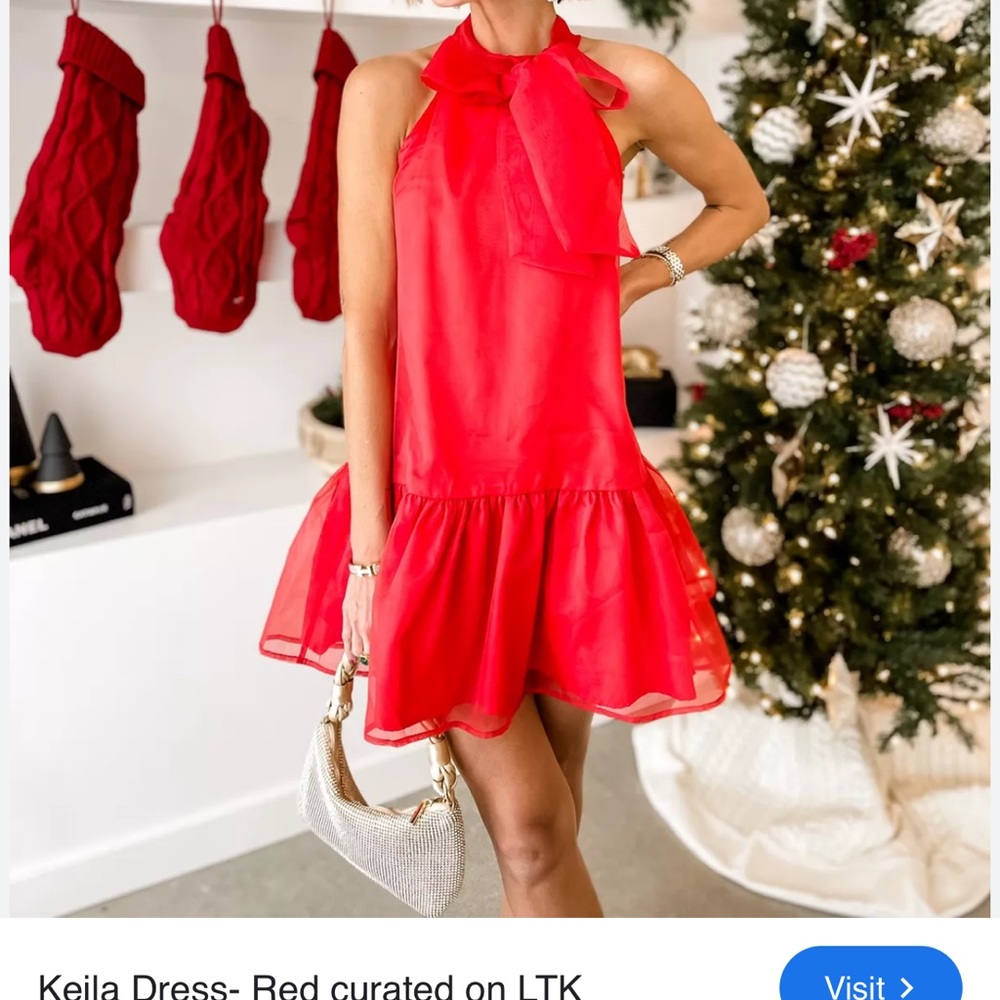 NWT avara red halter dress❤️